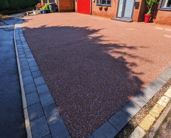 Clean resin driveway
