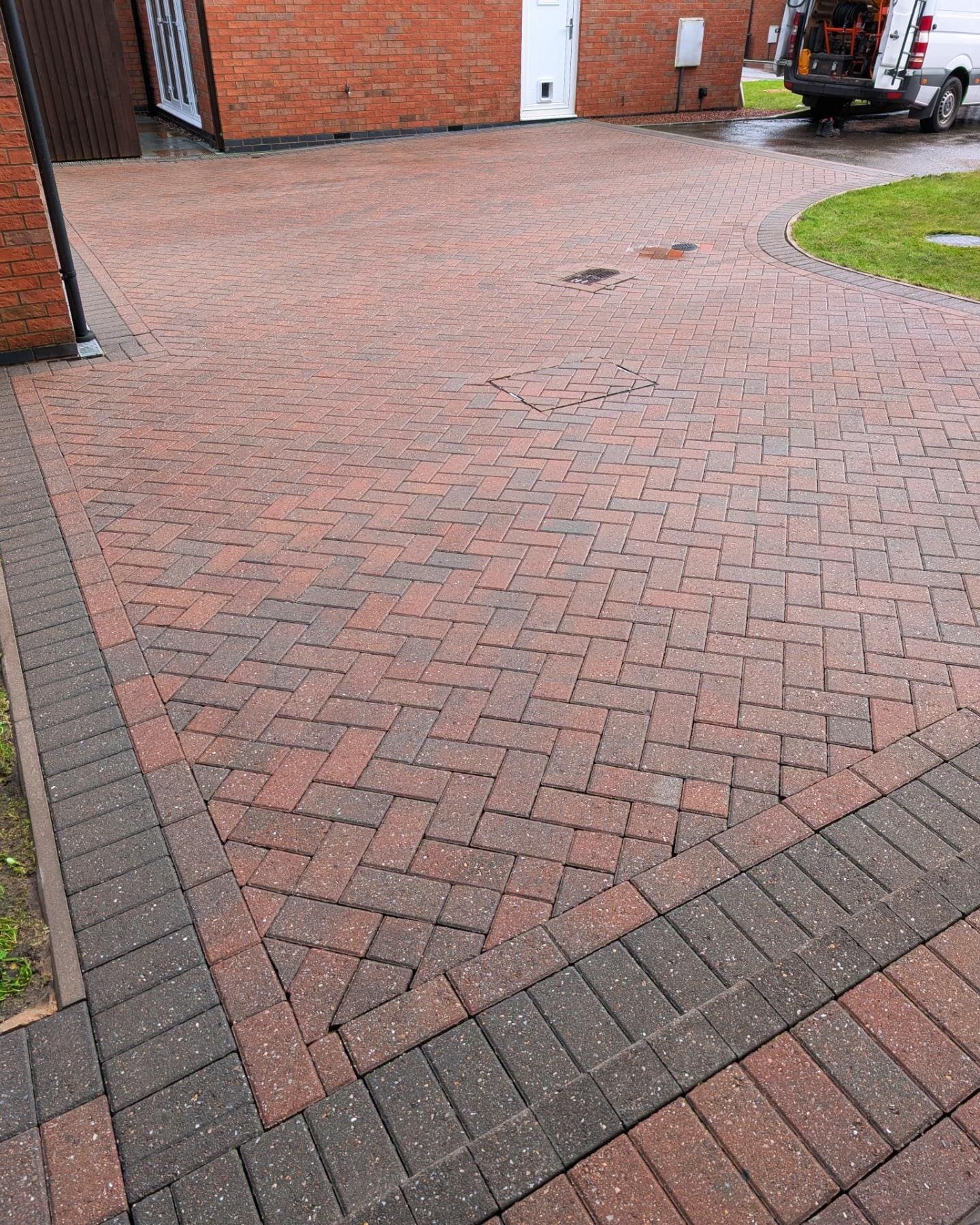 Driveway cleaning in Leicestershire & Warwickshire